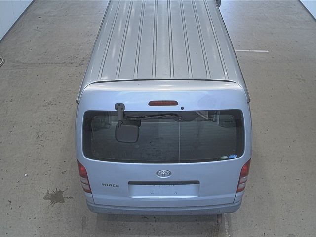 2005 Toyota Hiace auction photo 3