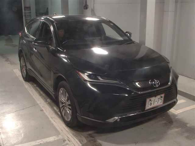 2023 Toyota Harrier Hybrid Z Japan auction vehicle