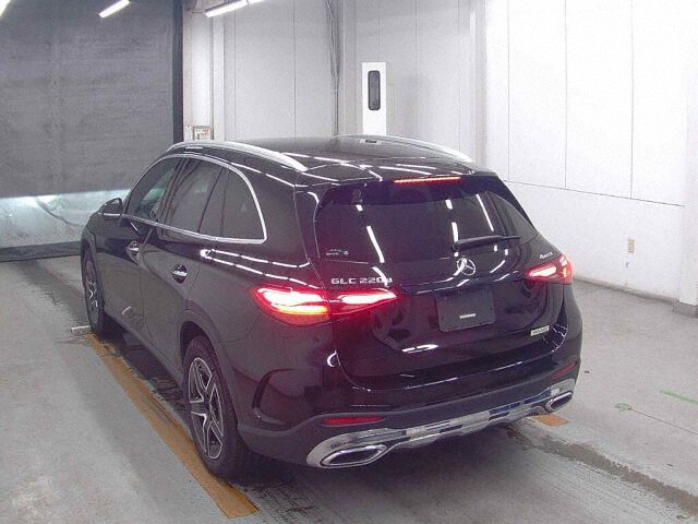 2023 Mercedes-Benz GLC 220D4マAMGドラP 4WD auction photo 2