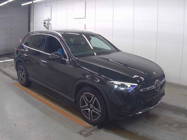 Japan Auction Vehicles 8 2023 Mercedes-Benz GLC 220D4マAMGドラP 4WD auction photo