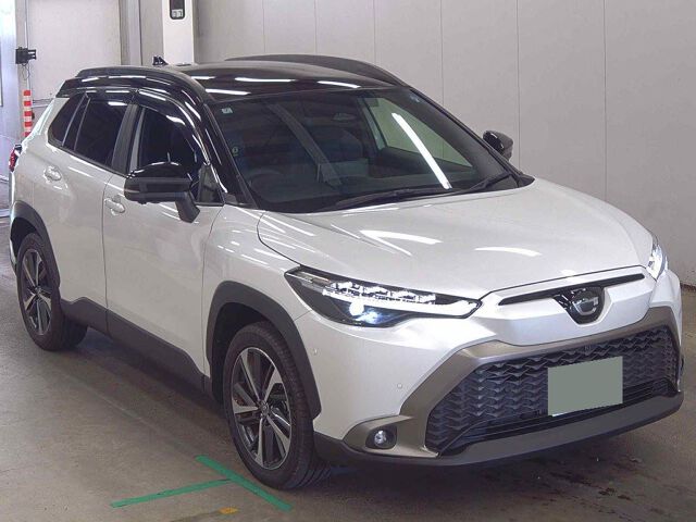 Japan Auction Vehicles 8 2024 Toyota Corolla Cross ハイブリッドZ auction photo