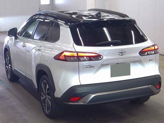 2024 Toyota Corolla Cross ハイブリッドZ auction photo 2