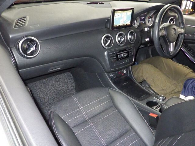 2013 Mercedes-Benz A-Class A180 auction photo 3