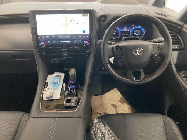 2025 Toyota Vellfire Z Premier auction photo 2