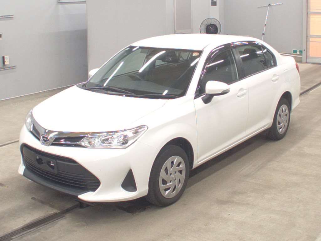 Japan Auction Vehicles 16 2021 Toyota Corolla Axio EX 4WD auction photo
