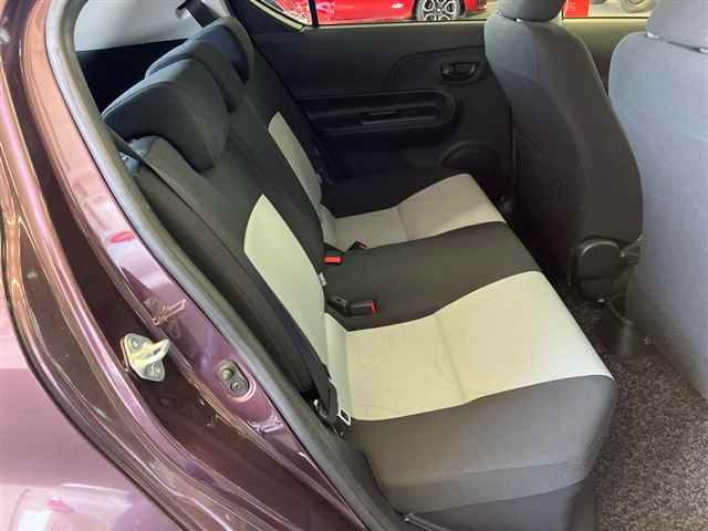 2014 Toyota Aqua S auction photo 7