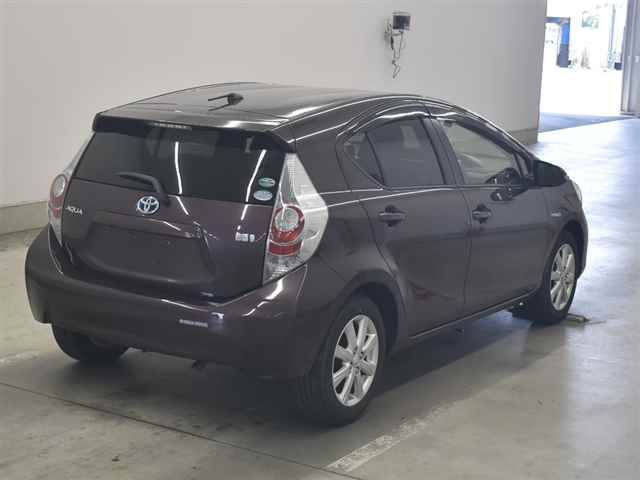 2014 Toyota Aqua S auction photo 5