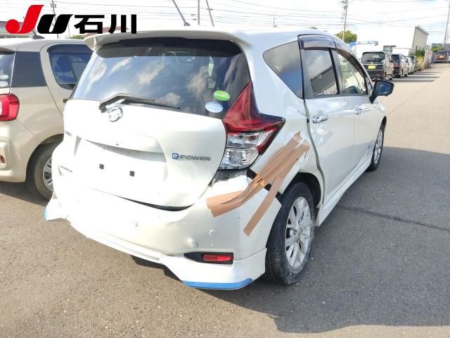 2017 Nissan Note e-パワーメダリスト auction photo 2