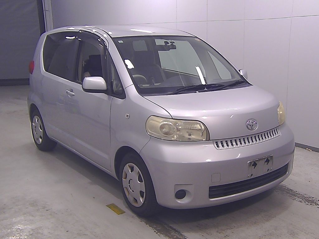 2005 Toyota Porte 130i C Package Japan auction vehicle