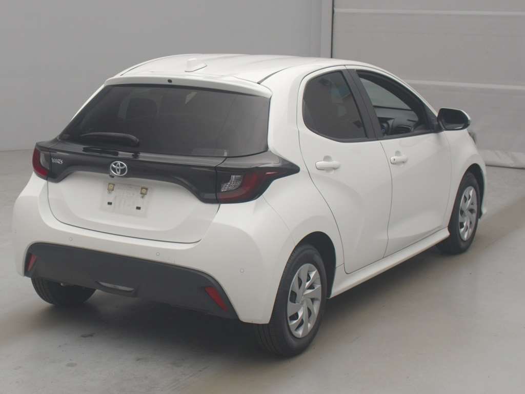 2021 Toyota Yaris G auction photo 2