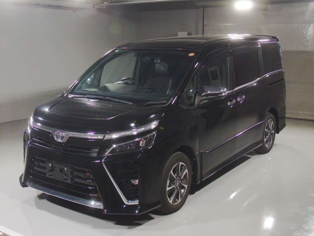Japan Auction Vehicles 4 2021 Toyota Voxy ZS キラメキ3 auction photo