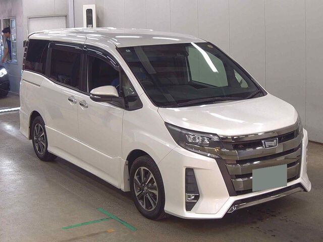 2018 Toyota Noah SI WXB Japan auction vehicle