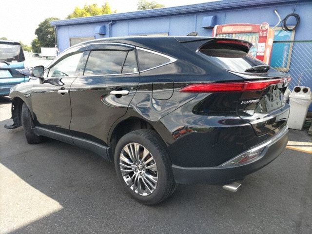 2024 Toyota Harrier Z auction photo 2