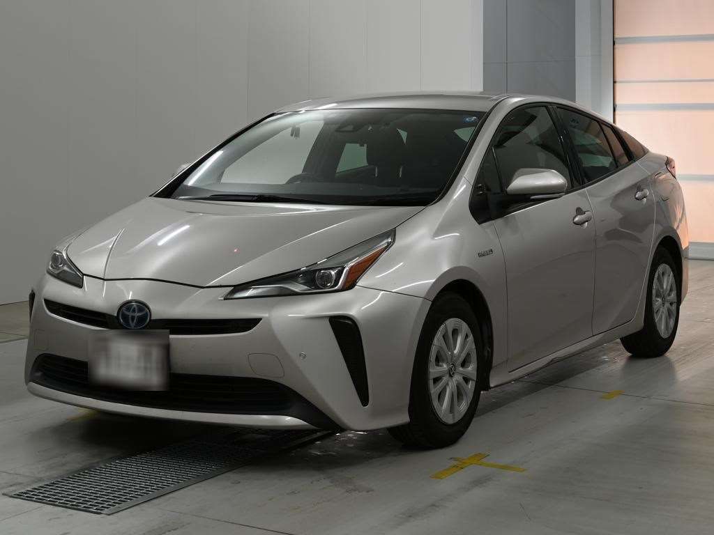 Japan Auction Vehicles 14 2019 Toyota Prius S auction photo