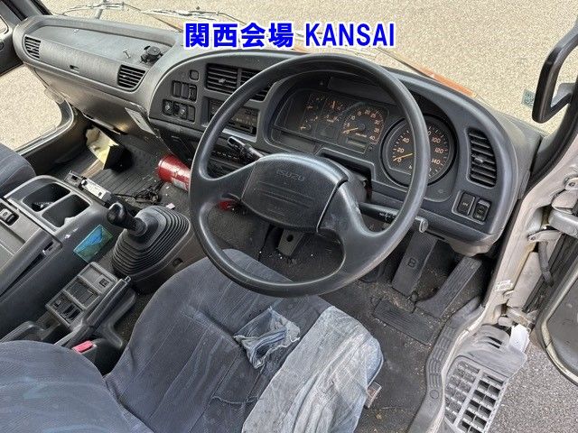 2006 Isuzu Forward Aluminum Wing auction photo 4