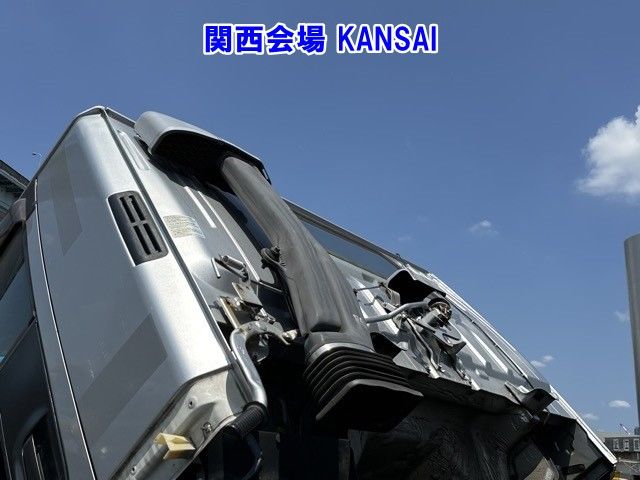 2006 Isuzu Forward Aluminum Wing auction photo 6
