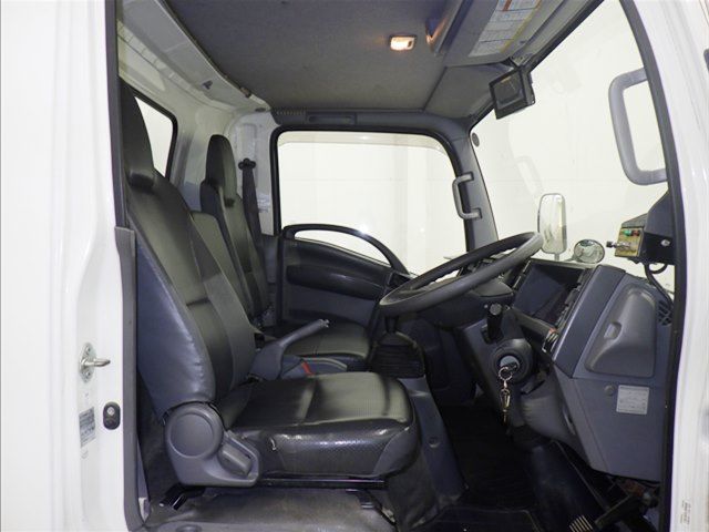 2015 Isuzu Elf Garbage truck auction photo 5