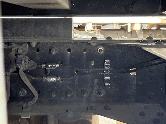 2012 Isuzu Elf dump auction photo 18