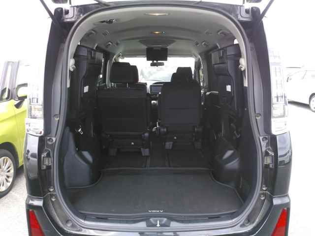 2015 Toyota Voxy ZS auction photo 10
