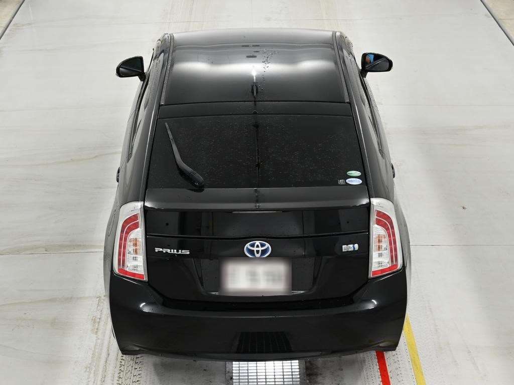 2015 Toyota Prius S Touring Selection auction photo 8