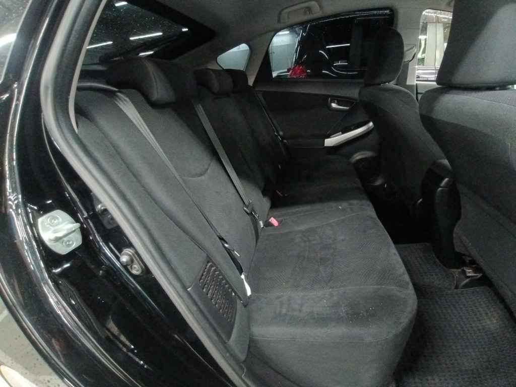 2015 Toyota Prius S Touring Selection auction photo 12