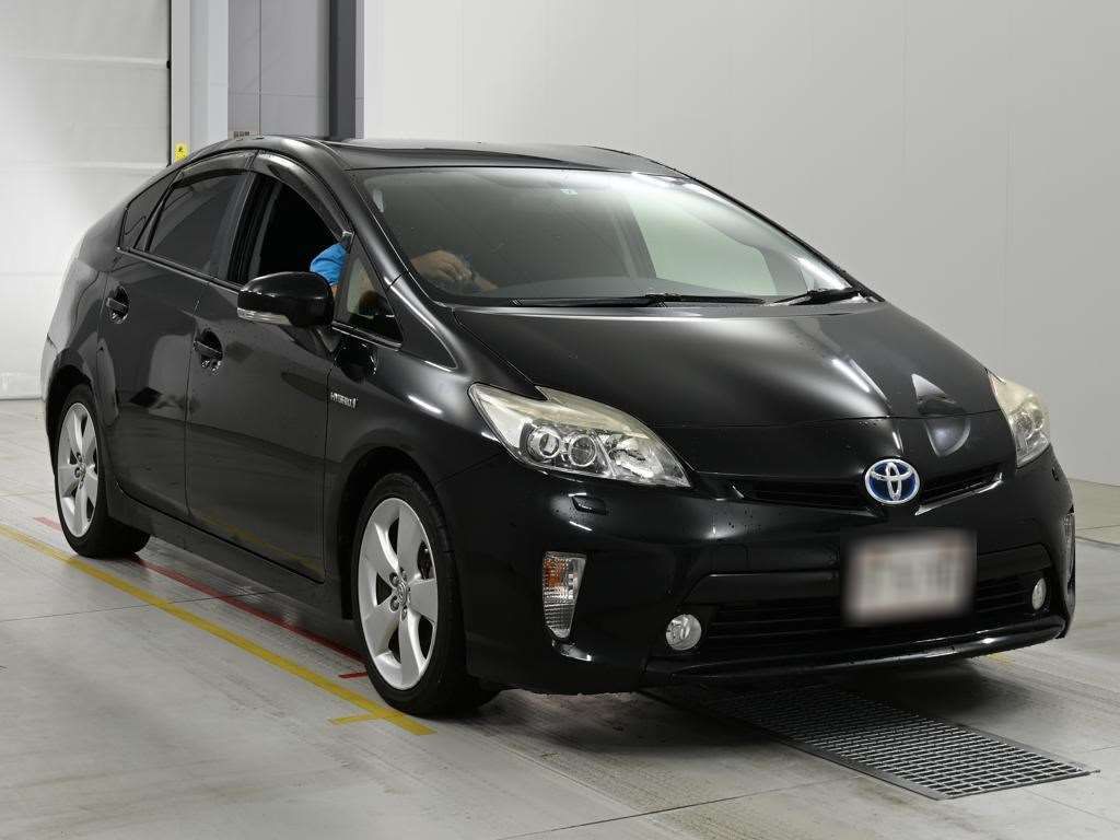 2015 Toyota Prius S Touring Selection auction photo 5