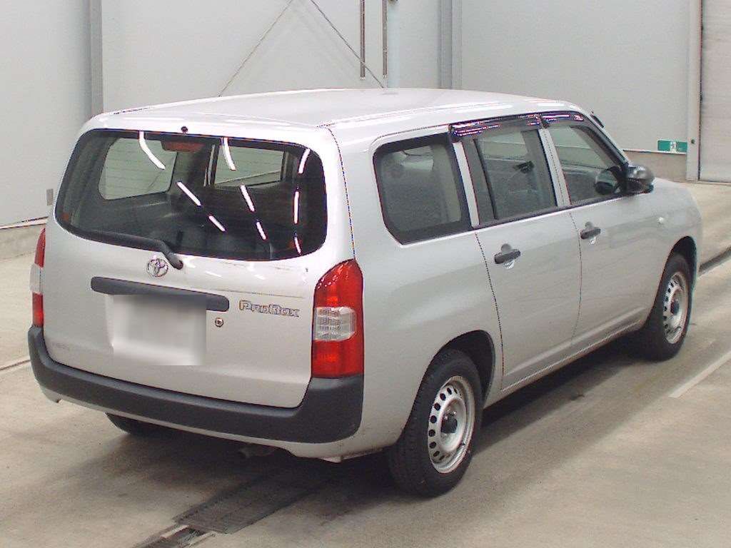 2021 Toyota Probox DX Comfort 4WD auction photo 2