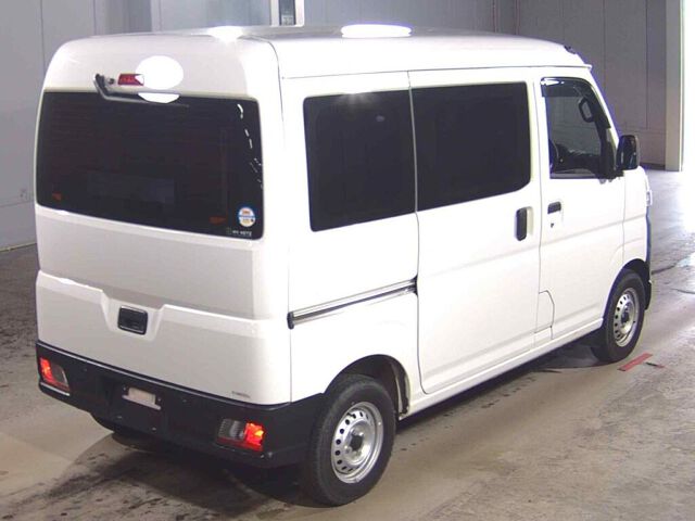 2022 Toyota Pixis Van auction photo 5