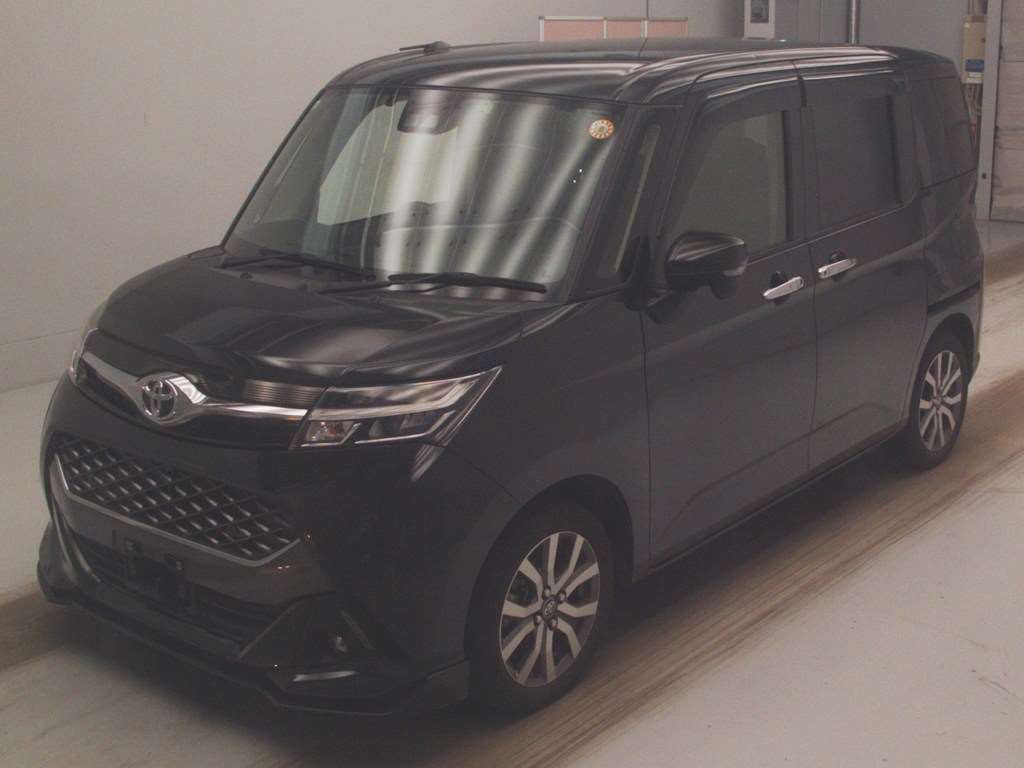 2019 Toyota Tank Custom G-T Japan auction vehicle
