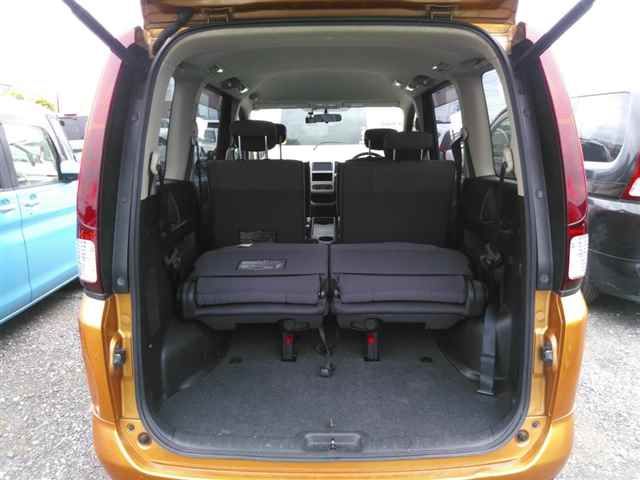 2006 Nissan Serena 20S auction photo 10