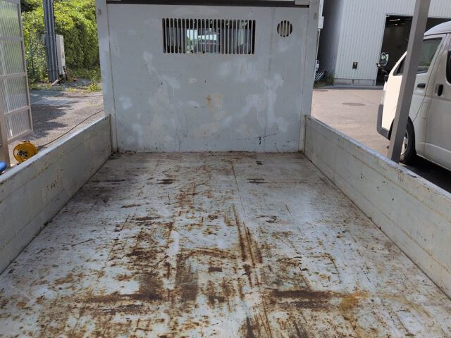 2012 Isuzu Elf dump auction photo 6