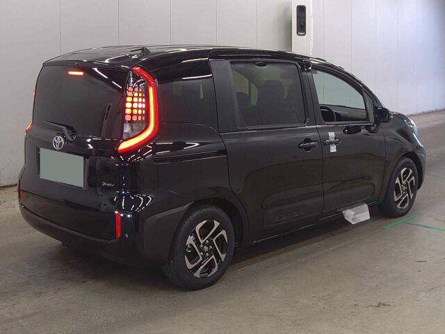 2026 Toyota Sienta ハイブリッドZ auction photo 5