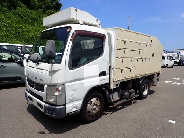 2014 Mitsubishi Fuso Canter 2.5t Power Distribution Work Vehicle with Lift Japan auction vehicle