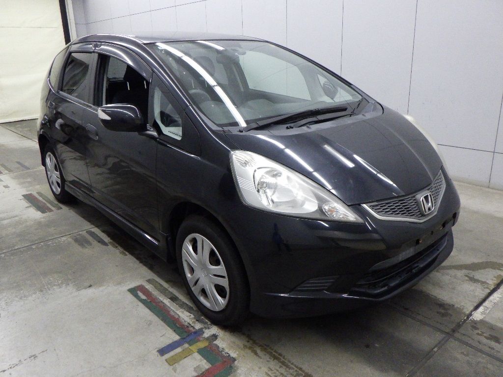 2008 Honda Fit 4WD RS Japan auction vehicle