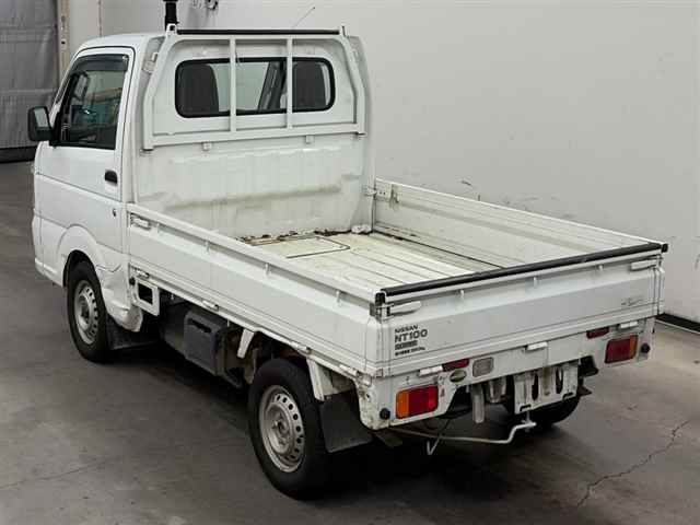 2019 Nissan NT100 Clipper 4WD DX auction photo 2