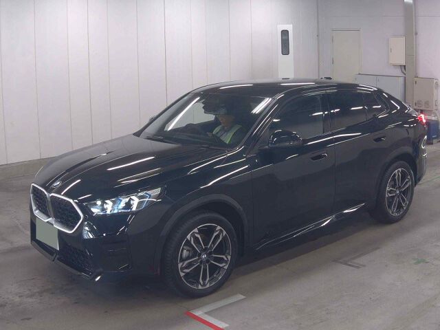 2026 BMW X2 XDRIV20D M Sport 4WD auction photo 4