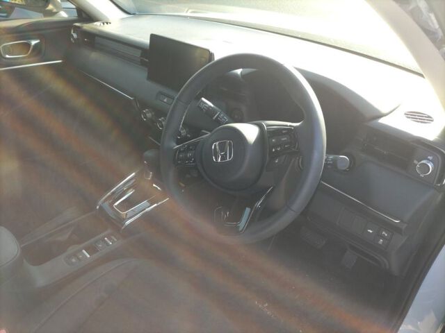 2026 Honda Vezel HV E:HEV Z auction photo 3