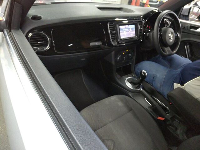2015 Volkswagen ザ・ビートル ベース auction photo 3