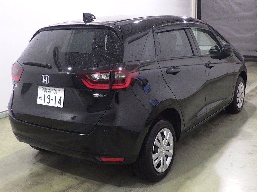 2024 Honda Fit 4WD e:HEVホーム auction photo 2