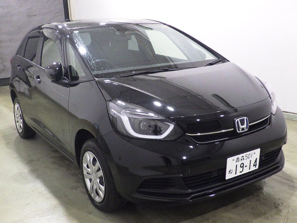 2024 Honda Fit 4WD e:HEV Japan auction vehicle