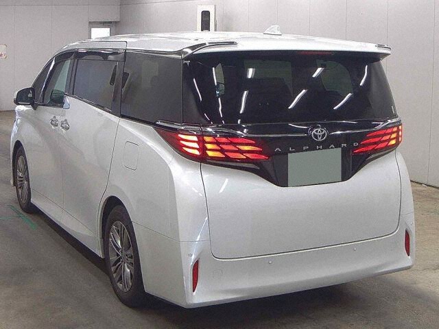2024 Toyota Alphard Z auction photo 2