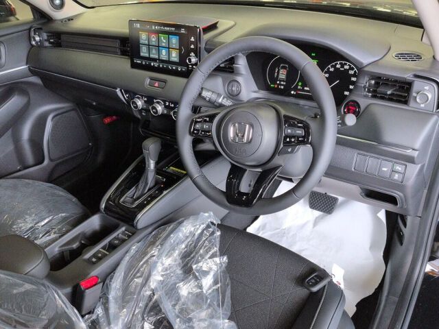 2026 Honda Vezel HV E:HEV Z auction photo 3