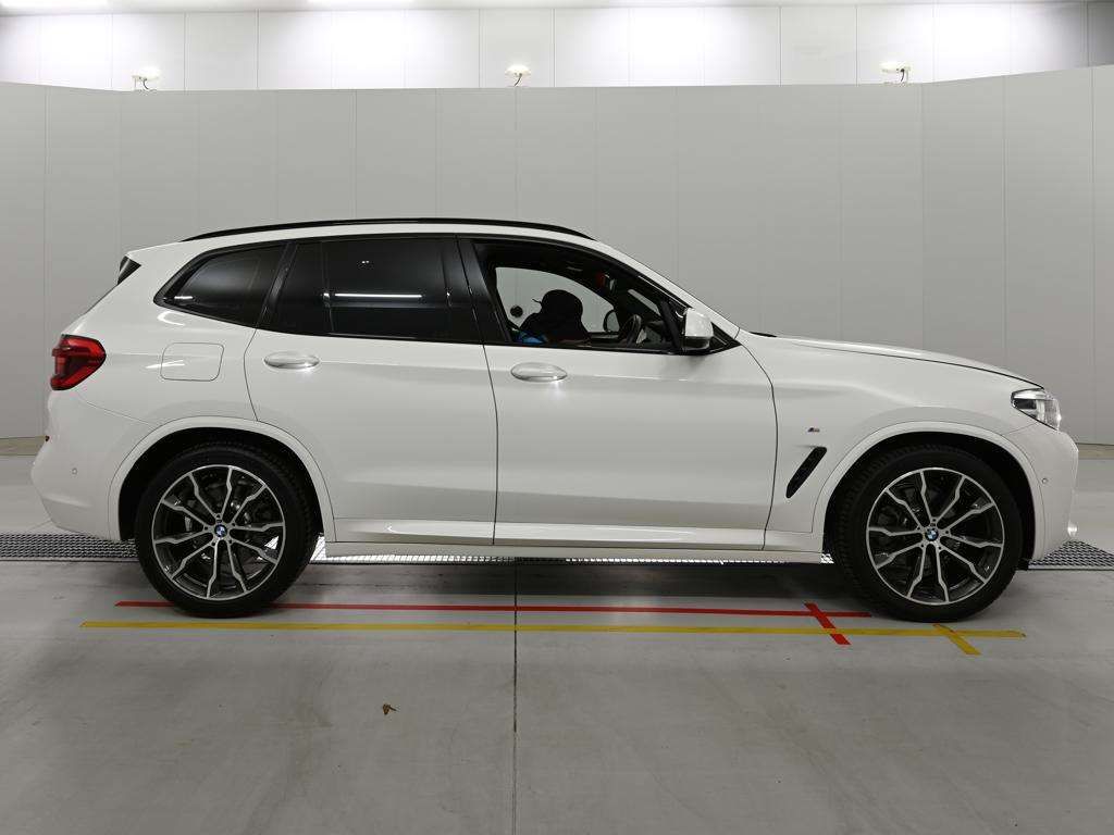 2021 BMW X3 xDrive 20d M Sport 4WD auction photo 3