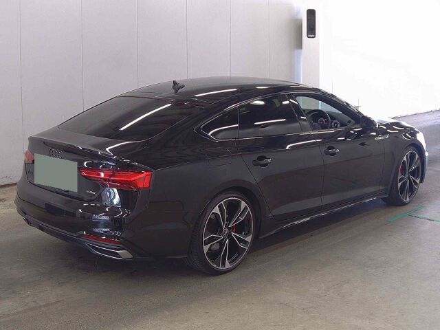 2022 Audi A5 Sportback ブラックスタイルプラス 4WD auction photo 5
