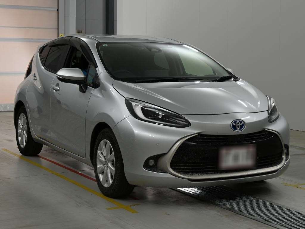 2021 Toyota Aqua Z auction photo 5