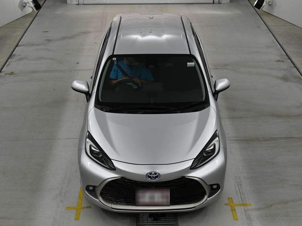2021 Toyota Aqua Z auction photo 7