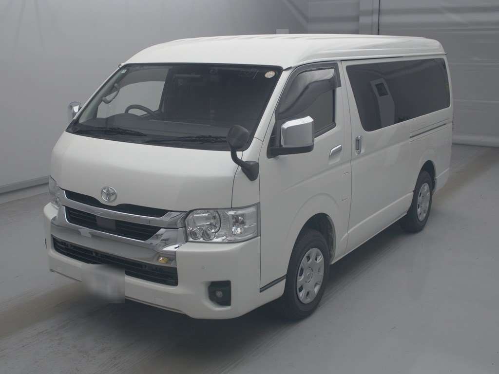 Japan Auction Vehicles 4 2023 Toyota Hiace GL 4WD auction photo