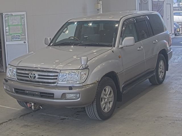 Japan Auction Vehicles 18 2007 Toyota Land Cruiser 4WD VX Limited auction photo