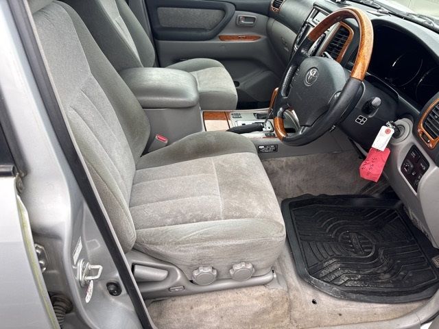 2007 Toyota Land Cruiser 4WD VX Limited auction photo 8