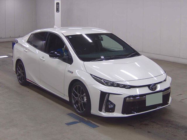 2019 Toyota Prius PHEV SナビP GRスポーツ Japan auction vehicle